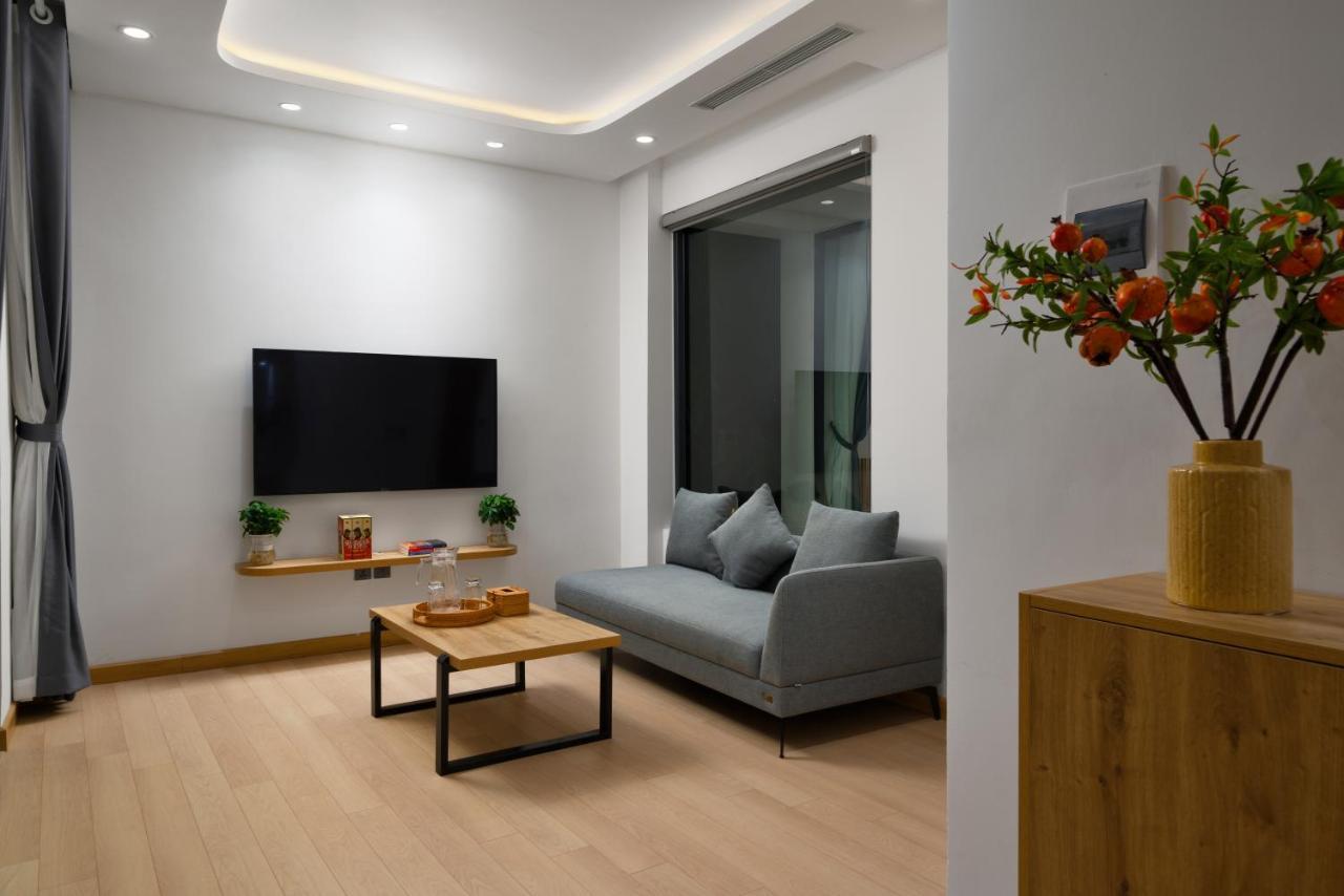 The Galaxy Home Doi Can Hotel And Apartment Hanoi Exteriör bild
