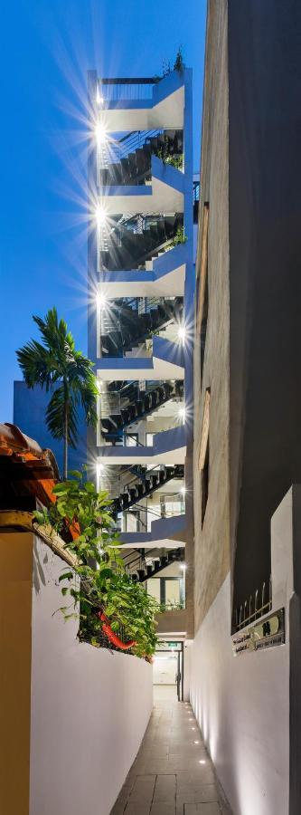 The Galaxy Home Doi Can Hotel And Apartment Hanoi Exteriör bild